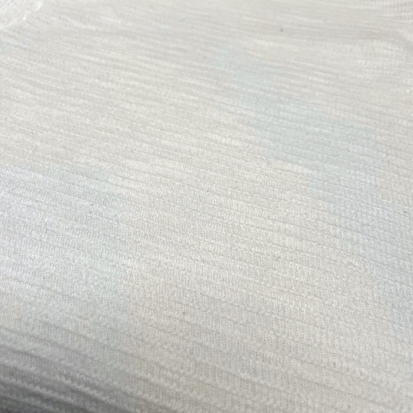 Sol / Anthropologie - Textured Deep V-Neck Tunic - White - Size Small - Picture 6 of 7